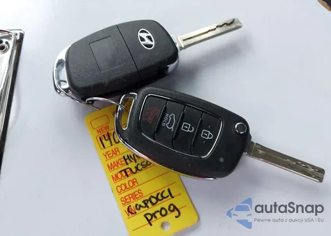 2016 Hyundai Tucson Se from USA, damaged, VIN KM8J33A43GU125944